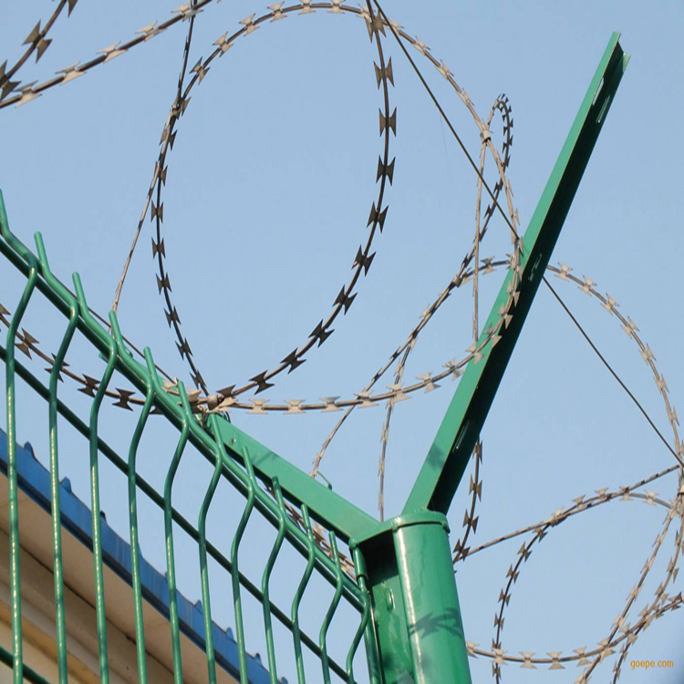 PVC Coated Welded Wire Mesh For Airport Fence