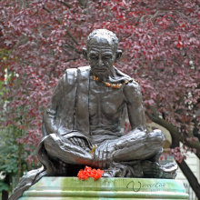 large modern garden metal craft sitting mahatma gandhi sculpture