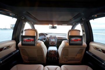 Multi-language Active Headrest Dvd Player Fm Transmitter For Toyota