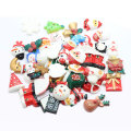 Groothandel veel kerst schattige kawaii plaksteen hars cabochons geassorteerde hars kerstversiering slijm charmes ambachtelijke vakantiecabines