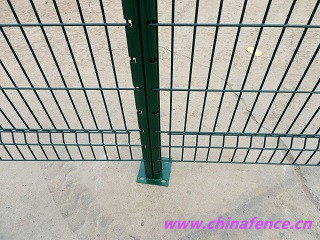 Hot Sale Triangle Bending Fence
