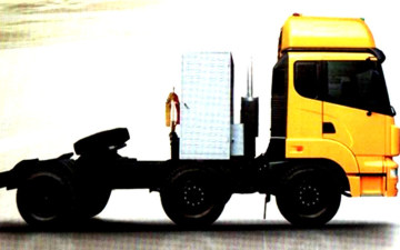 Dongfeng 6X2 CNG Tractor Truck/Tractor Head