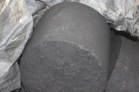 The pyrolytic graphite block