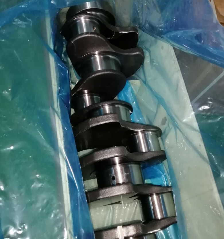 Crankshaft 4925762 4393462 untuk 4VBE34RW3 QSX15