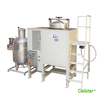 Large-scale solvent distillation recovery machine