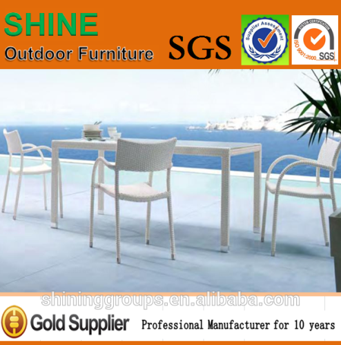 Outdoor Furniture Tables and Chairs Dining Sets in White Rattan