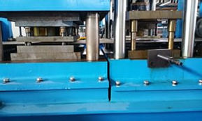 Highway guardrail roll forming machine W beam rolling machine