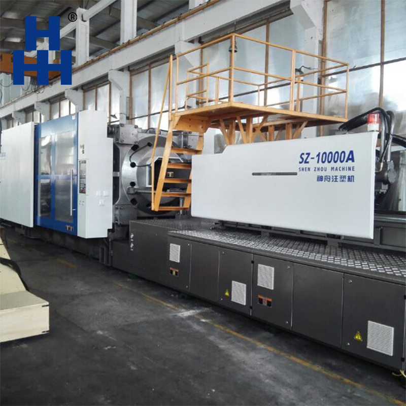 Hydraulic injection press moulding machine