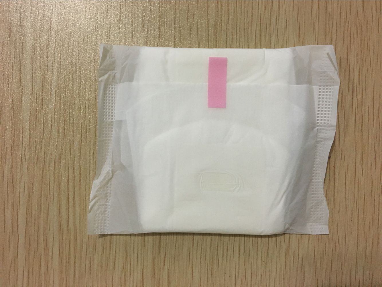 Superior Quality Cheap Disposable High Absorbency Sanitary Napkin for Women Top Cotton OEM Style