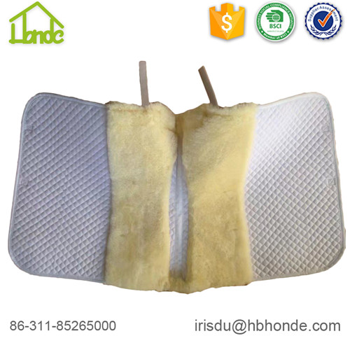 tapis de selle en agneau lambskin saddle pad