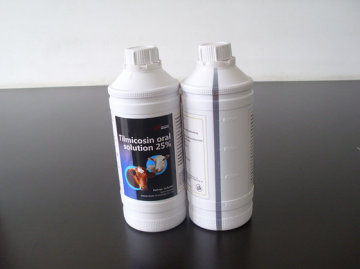 100ml Tilmicosin Phosphate Oral Solution