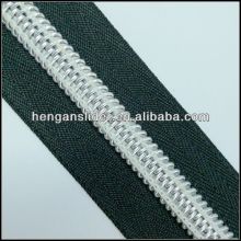 silver teeth nylon long chain zipper for bags