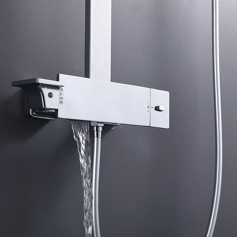 Thermostatic shower set