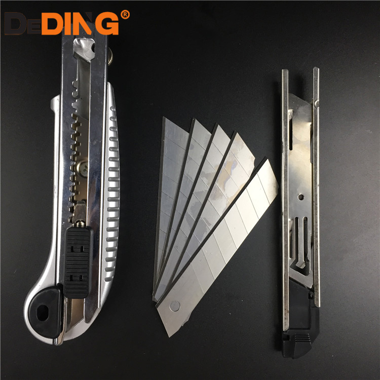 Couteaux utilitaires à papier Paper Utility Knifes