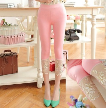 Cotton Woven Fabric Lace Brim Pencil Capris Pants 711