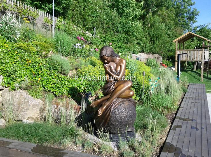 Vita dimensione donna nuda scultura in bronzo