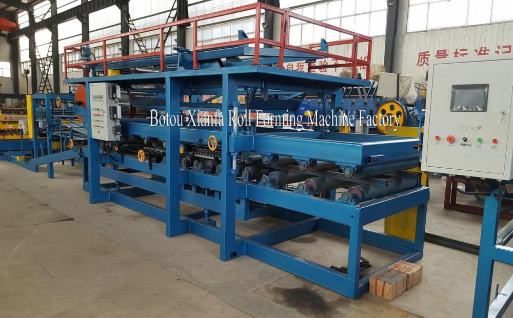 Color Steel Sheet Sandwich Panel Foming Machine