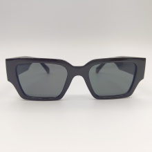 Vintage Oversized Designer UV400 Sunglasses with Custom Logo