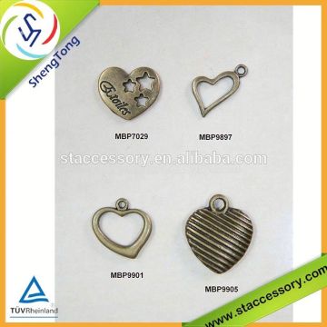 Wholesale heart charms bulk