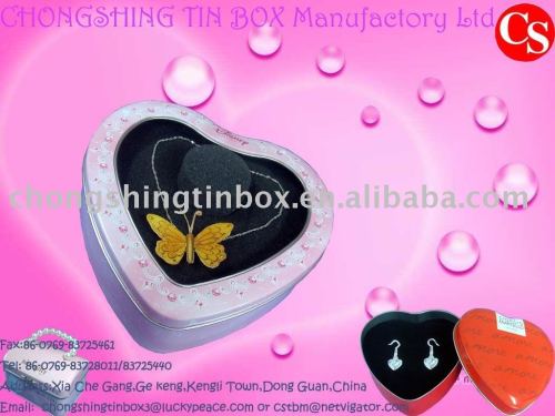 Jewellery heart shape tin box