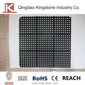 Interlocking safety rubber mattings with drainage holes of grid pattern