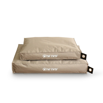 Pet beanbag sängkudde för användning av hundvalp