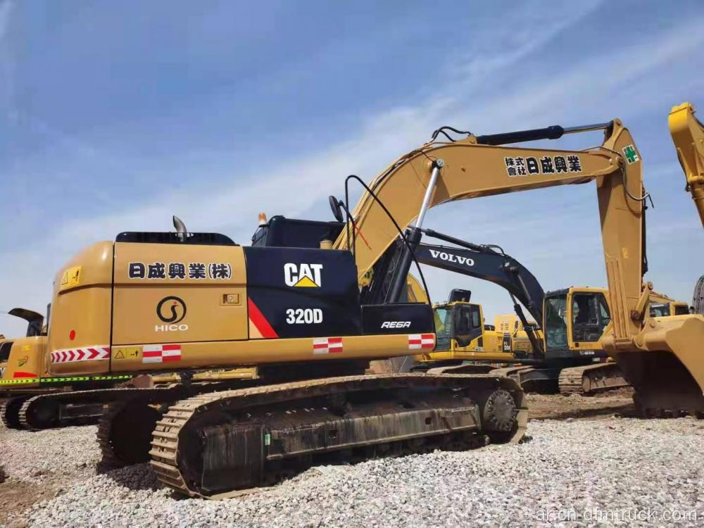 Cat 320 حفارة مستعملة بجودة جيدة