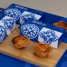 White cardboard square 2 egg tarts packing box