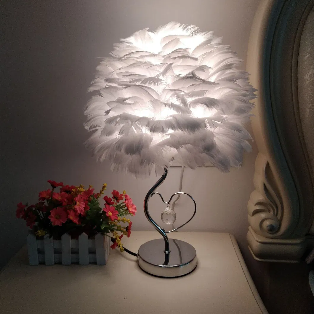 Elegant Goose Feather Heart Wing Desk Lamp for Living Room