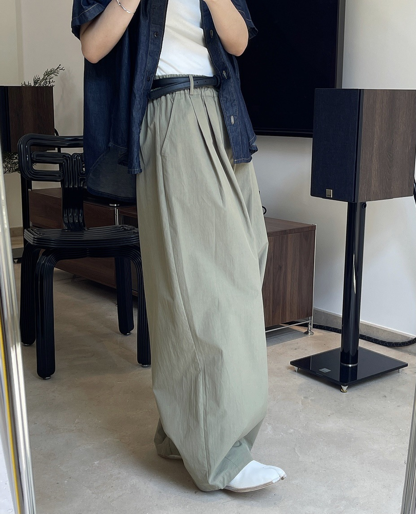 Широкие брюки шикарного минималистского силуэта в японском стиле Japanese-Style Chic Minimalist Silhouette Wide Leg Pants
