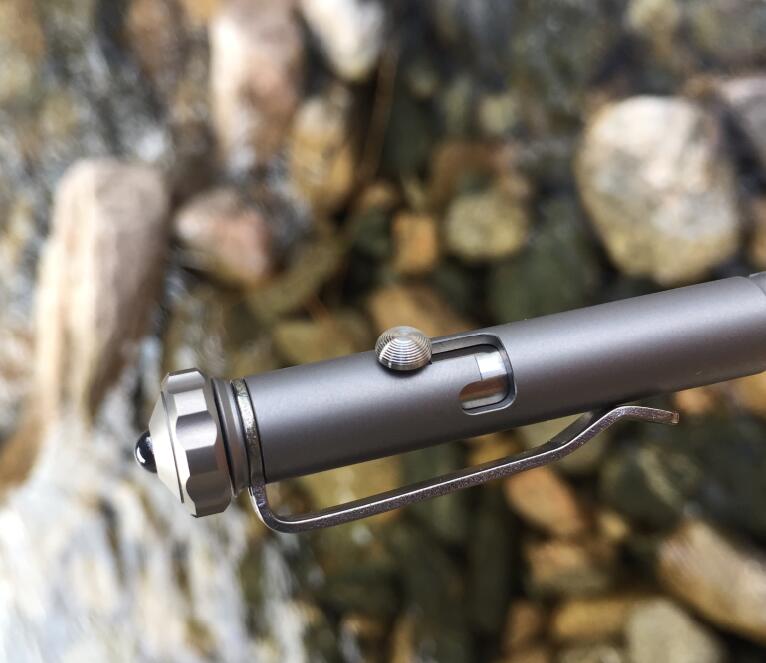 stylo tactique en titane titanium tactical pen