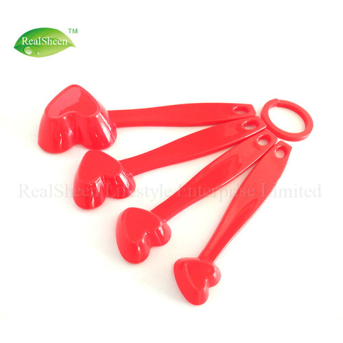 4 Piece Heart Shaped Measuring Spoons Set