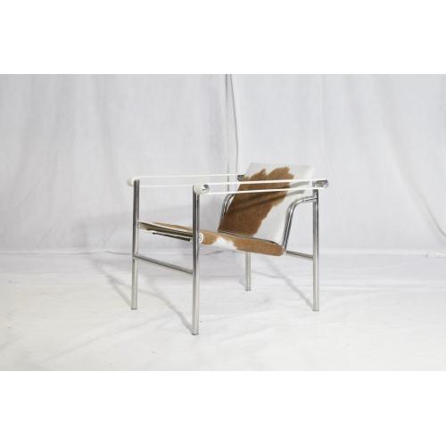 Le Corbusier LC1 Saddle leather Basculant Chair