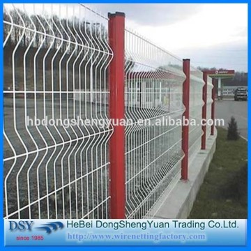 Cheap pvc coated welded metal garden fence panel