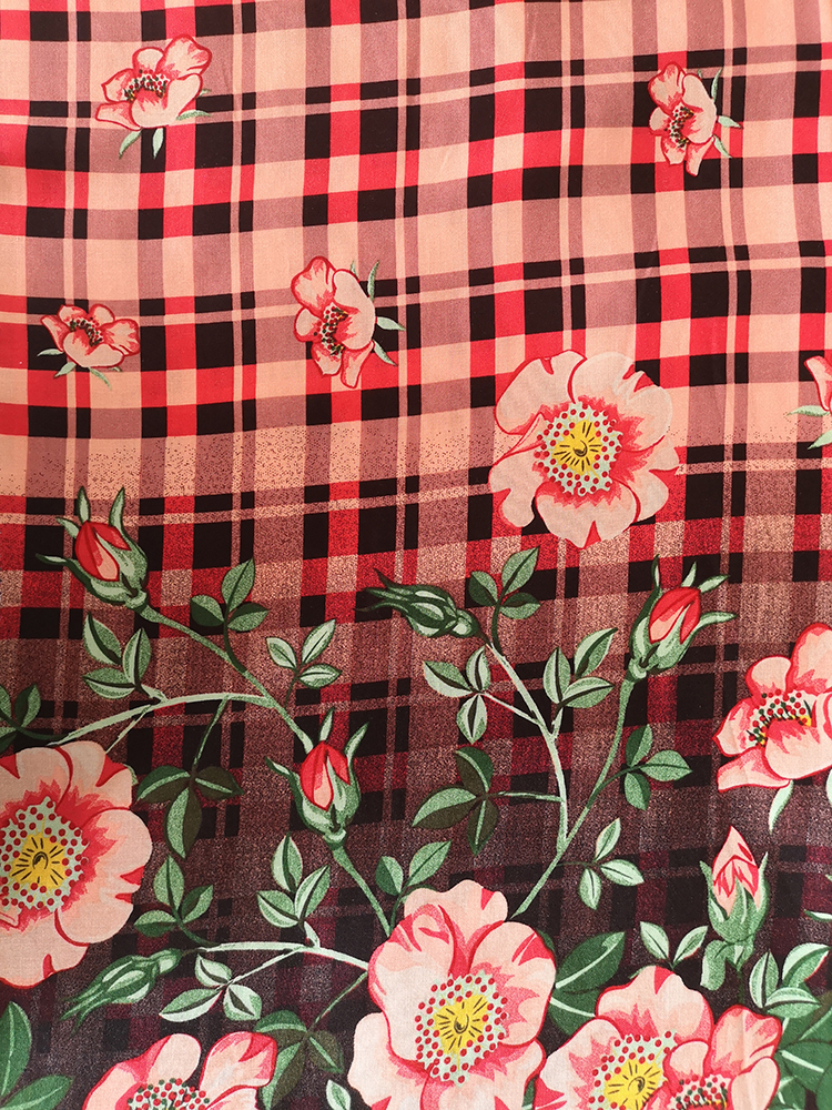 Check Flower Rayon Challis 32S Printing Fabric