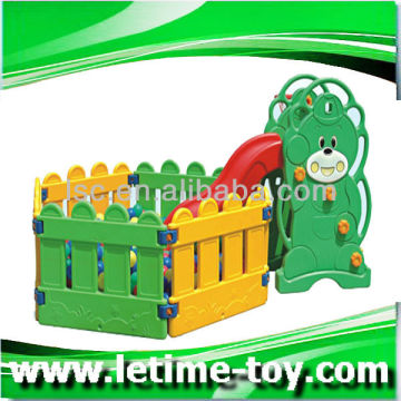 Plastic Lattice Fence