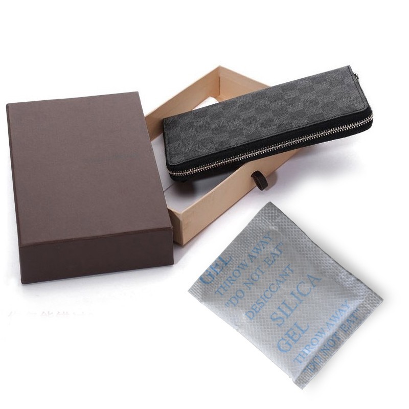 2020 moisture absorber MSDS DMF humidity proof silica gel desiccant bag Packets for shoes