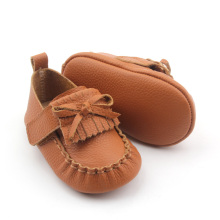 New Design Exquisite Moccasins Leather Baby Shoes