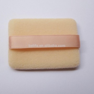 hot selling square organic flocking makeup powder puff with ribbon/cosmetic flocking foundation puff