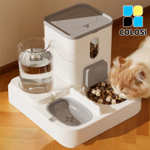 Automatic feeder for pet supplies