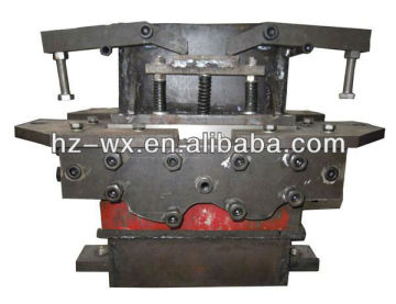 mold for hydraulic floor tile