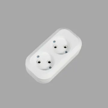 10/16A 2-Way Group Socket With or Without Wire