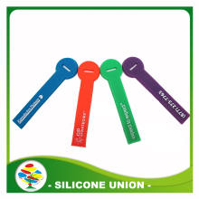 fashionable lower price silicone earphone cable winder