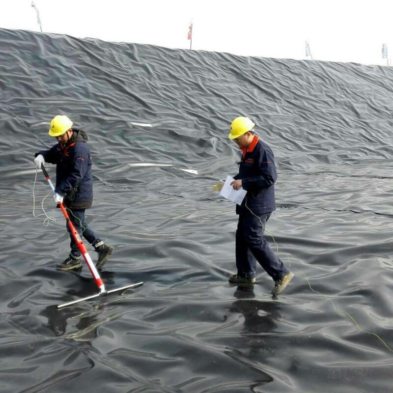 Detecting Geomembrane