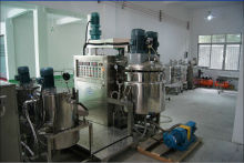 Automatic Vacuum Homogenizer Emulsification Equipment For Pharmaceutical Ointment 5000l