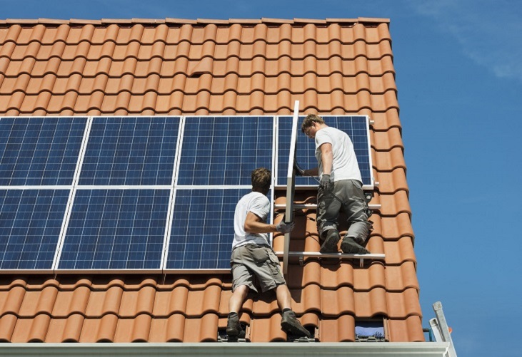 Netzverbundenes 5KW-Solarpanel-Kit am Netz