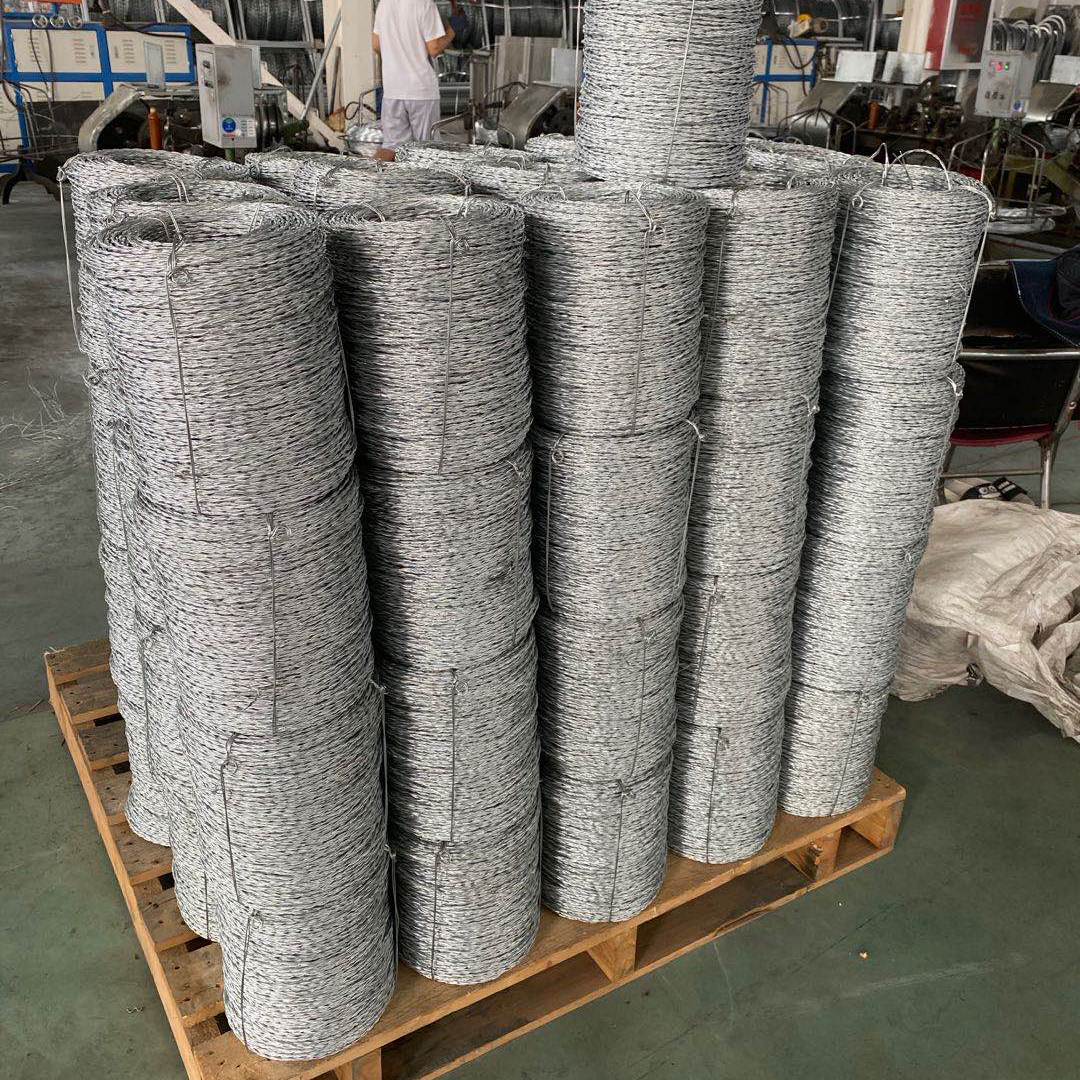 Factory Supplier 400m Heavy Zinc Coated Barbed Wire Fencing Prices