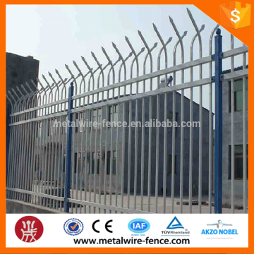 china supplier low price PVC Coated Galvanized Intubation Guardrail/intubation fence