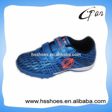 Wholesale outdoor soccer footwear