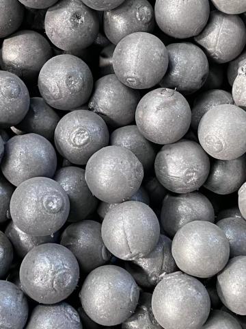 Ferrous metal cast steel balls